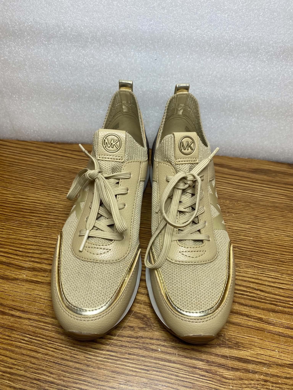 Michael Kors Women's Tan and Brown Knit Leather Lace-Up Sneakers Size 7.5M